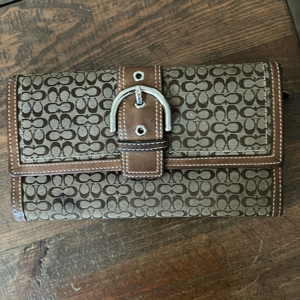 Coach long wallet